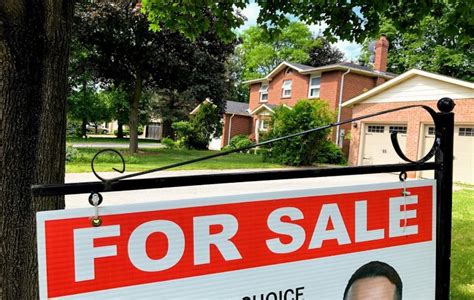Mortgage moves ‘good news’ for borrowers, but budget lacks housing support: experts